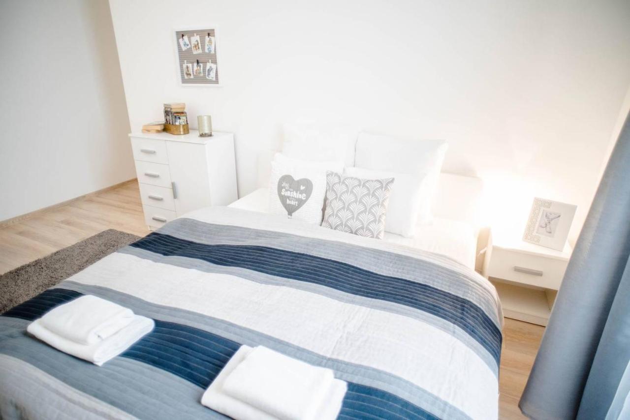 Comfy, Renewed 3 Bedroom Apt In Center 부다페스트 외부 사진